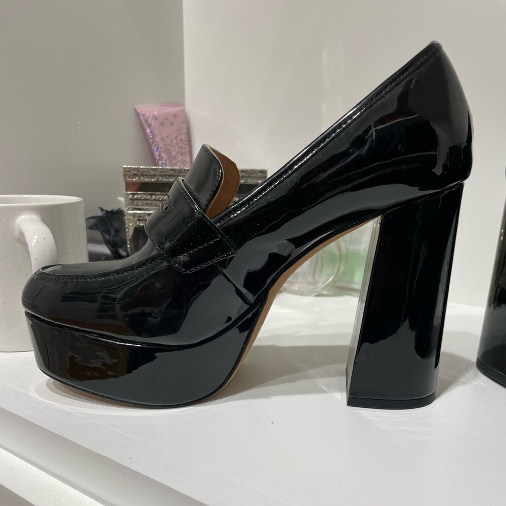 Jessica Simpson Mary Jane platform. Size 9 1/2.